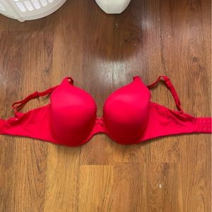 VS demi bra